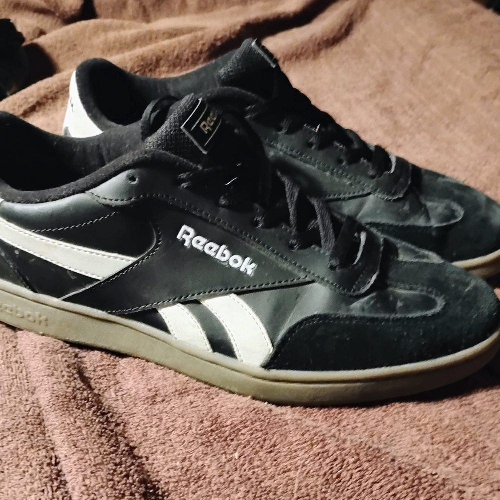 Reebok Men's Black and White Suede Sneakers